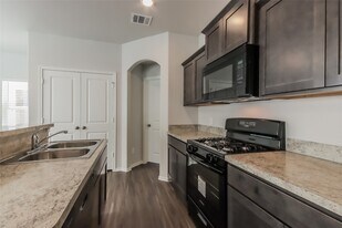 22319 Red Knot Run in Splendora, TX - Building Photo