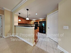 2000 Newark Ln in Thompson's Station, TN - Foto de edificio - Building Photo