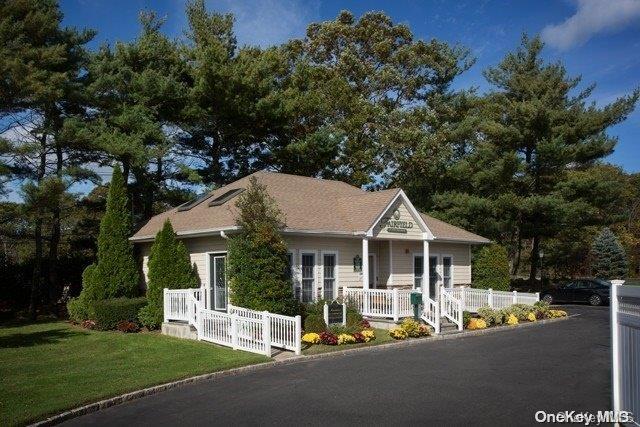 655 Belle Terre Rd in Port Jefferson, NY - Building Photo - Building Photo