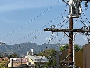 1210 N Las Palmas Ave in Los Angeles, CA - Building Photo - Building Photo