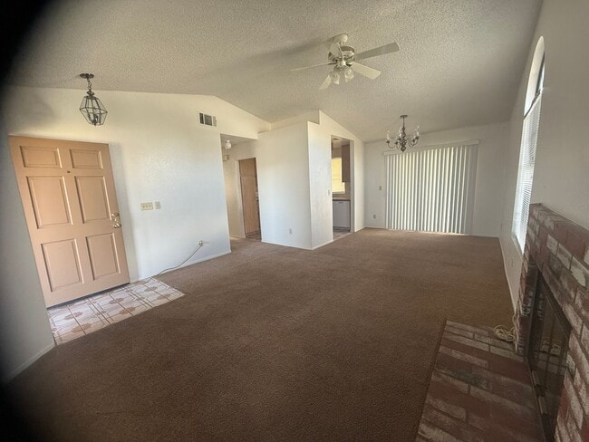 13796 Gemini St in Victorville, CA - Building Photo - Building Photo