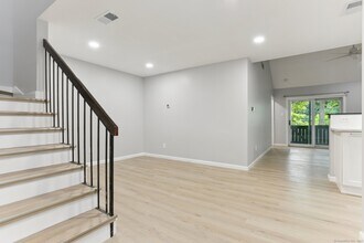 48 Spyglass Cir in Groton, CT - Building Photo - Building Photo