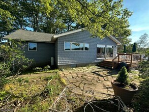120 Island Rd in Highland Lakes, NJ - Building Photo - Building Photo