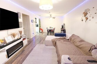 3 Saratoga Ct in Ridge, NY - Building Photo - Building Photo