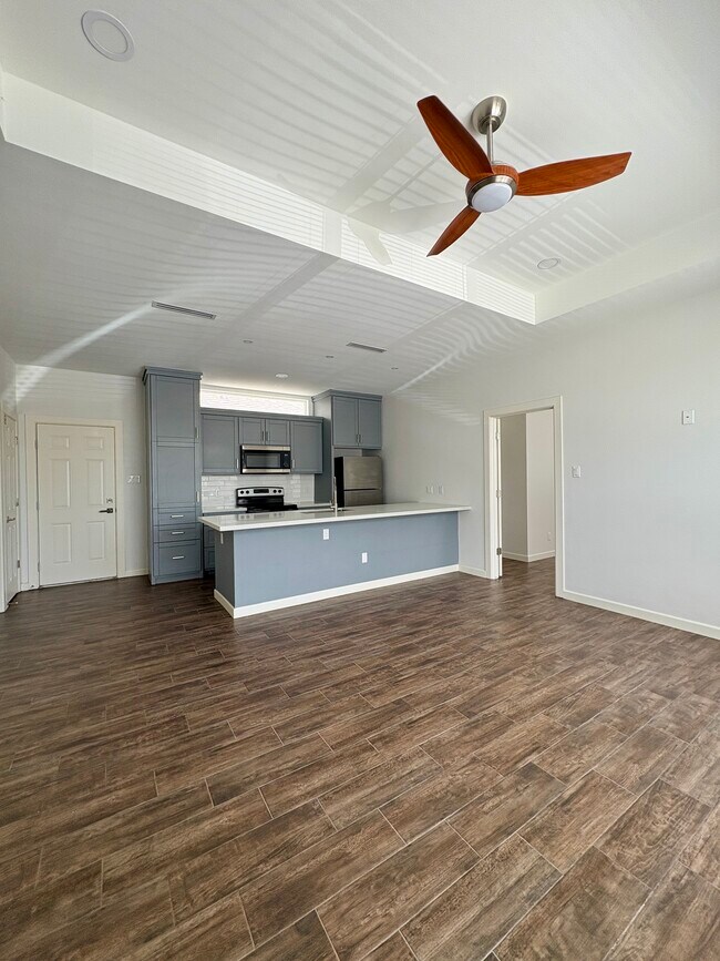 2610 Fern Ave, Unit 2 in Edinburg, TX - Building Photo - Building Photo