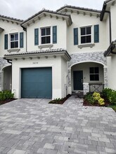 16236 SW 288th Ter in Homestead, FL - Foto de edificio - Building Photo
