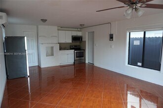 1106 NW 11th Ct in Fort Lauderdale, FL - Building Photo - Building Photo