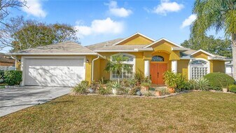 820 Westbrook Terrace in Deltona, FL - Building Photo