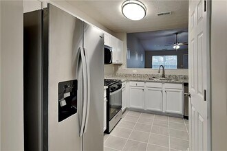 21 Venetian Way in Dallas, GA - Building Photo - Building Photo