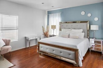 212 N Catalina Ave in Redondo Beach, CA - Building Photo - Building Photo