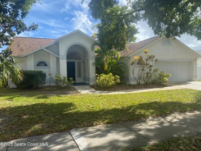 3166 Lago Vista Dr in Melbourne, FL - Building Photo - Building Photo