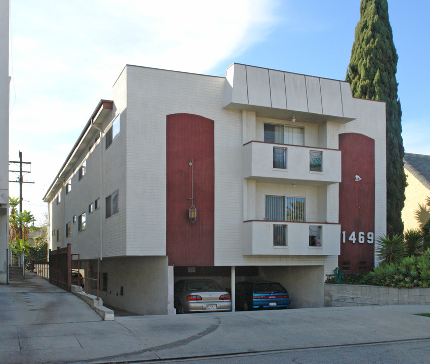 1469 Canfield Properties in Los Angeles, CA - Building Photo