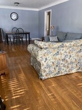 19562 Hilliard Blvd in Rocky River, OH - Building Photo - Building Photo