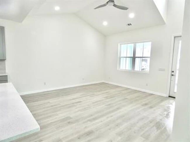 219 Sandbar Ln in Hardeeville, SC - Building Photo - Building Photo