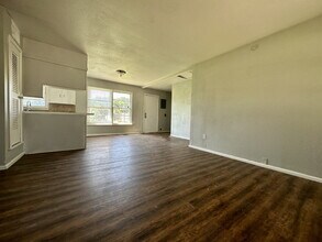2612 E Auburn St in Lubbock, TX - Building Photo - Building Photo