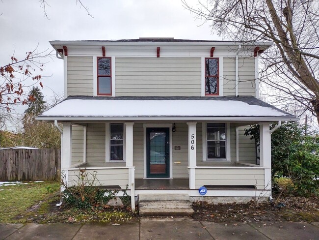 property at 506 SE 6th Ave