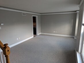 437 Paxson Ave in Glenside, PA - Building Photo - Building Photo