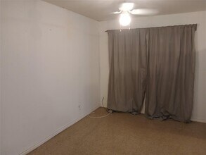 5402 Ponciana Dr in Austin, TX - Building Photo - Building Photo