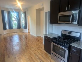 3207 S Lowe Ave, Unit 2F Apartments