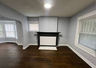3743 Brooklyn Ave in Kansas City, MO - Building Photo - Building Photo