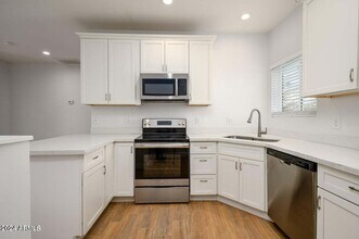 1341 E Polk St in Phoenix, AZ - Building Photo - Building Photo