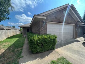 1825 Wilder Ln in Alma, AR - Building Photo