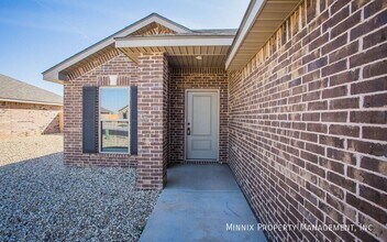 2129 Langford Ave in Lubbock, TX - Building Photo - Building Photo