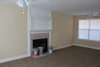 350 Cambridge Way in Covington, GA - Building Photo - Building Photo