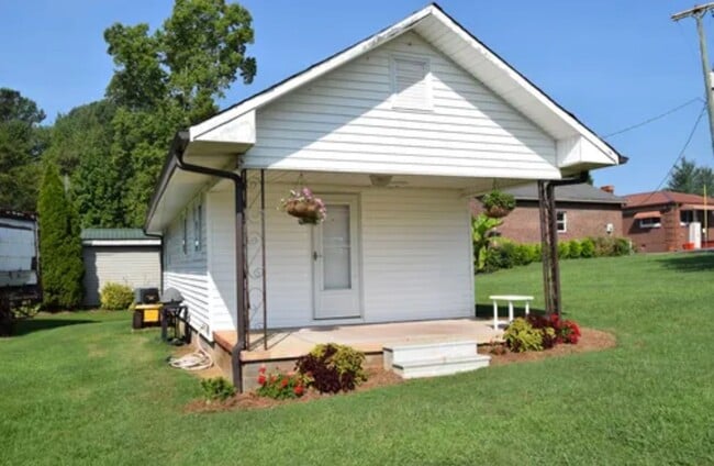 property at 1315 S Nc 16 Business Hwy