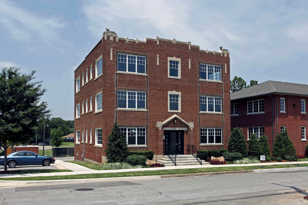 Francis Residential Building in Oklahoma City, OK - Building Photo