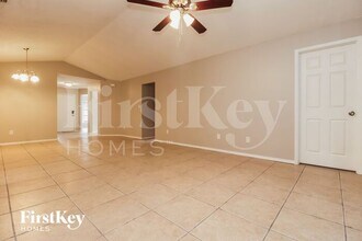 1463 Eldra Dr in Kissimmee, FL - Building Photo - Building Photo