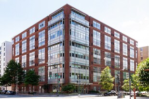 1300 N St NW, Unit 310 in Washington, DC - Building Photo