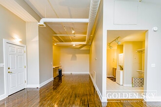 301 S Walnut St in Muncie, IN - Building Photo - Building Photo