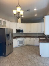 2630 Baybridge St in Sacramento, CA - Building Photo - Building Photo