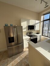 108 Richmond St, Unit 1 in Boston, MA - Building Photo - Building Photo