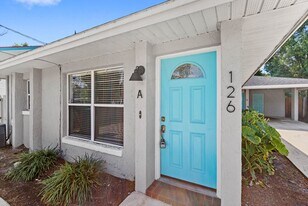 126 Page St, Unit apt a in Orlando, FL - Building Photo
