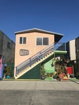 717 Ocean Front Walk, Unit E in Los Angeles, CA - Building Photo