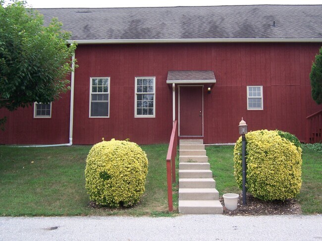 2935 Stillmeadow Ln, Unit 3 in York, PA - Building Photo - Building Photo