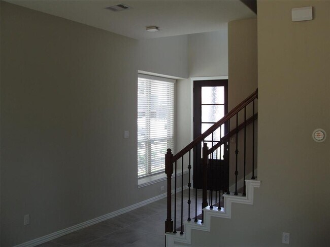 210 Moon Dance Ct in Conroe, TX - Foto de edificio - Building Photo