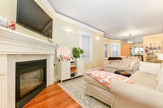 733 E 3rd St in Boston, MA - Building Photo - Building Photo