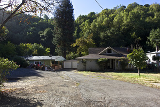 4961 Old Dublin Rd in Castro Valley, CA - Building Photo - Building Photo