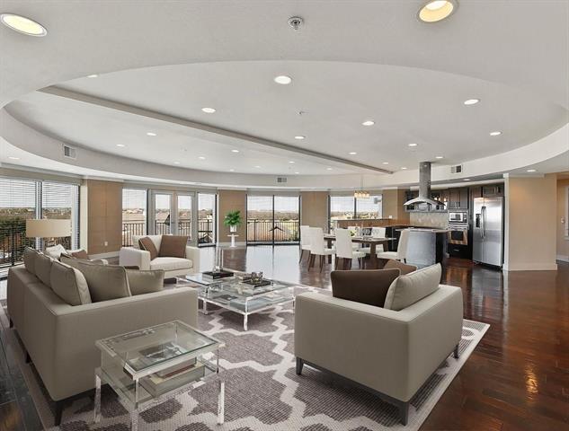 property at 7951 Collin McKinney Pkwy