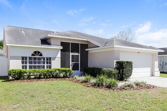 4706 N Dawnmeadow Ct in Plant City, FL - Building Photo - Building Photo