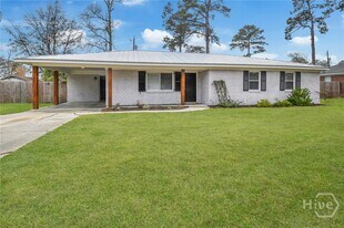 1015 Reita St in Savannah, GA - Building Photo