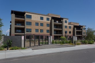 Enclave at Borgata in Scottsdale, AZ - Foto de edificio - Building Photo