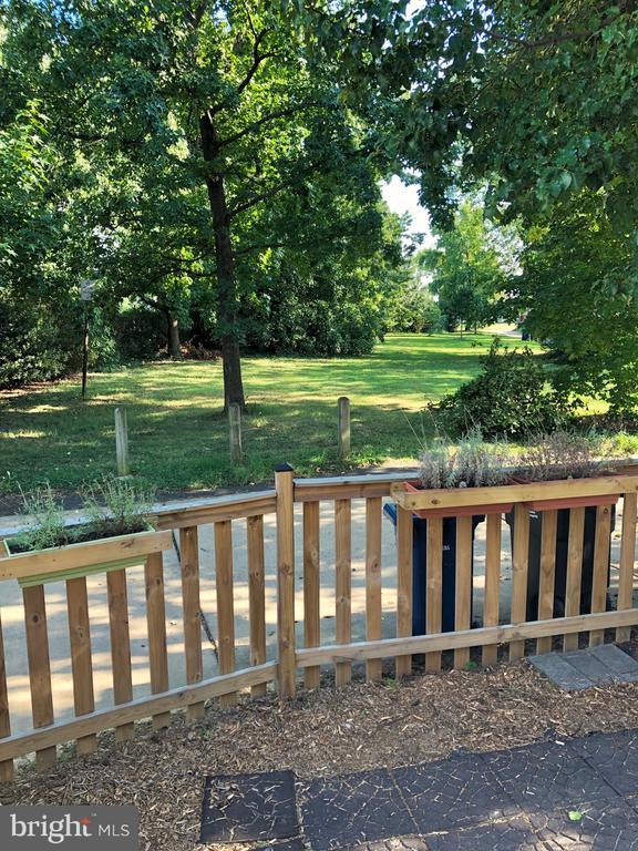 531 E Bellefonte Ave in Alexandria, VA - Building Photo - Building Photo