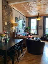 2028 W Coulter St in Chicago, IL - Building Photo