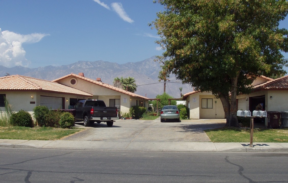 32881 Navajo Trl in Cathedral City, CA - Building Photo