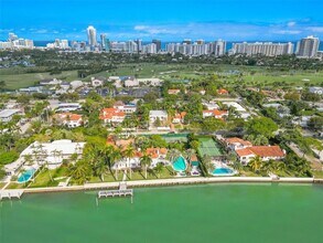 5625 N Bay Rd in Miami Beach, FL - Building Photo - Building Photo