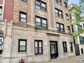 501 W Belmont Ave, Unit 1 in Chicago, IL - Building Photo - Building Photo